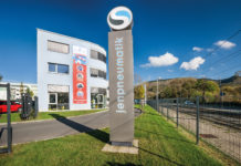 Starke Partner in Sachen Schlauchtechnik Titelbild - Pressebericht - jenpneumatik & Schlauchtechnik GmbH
