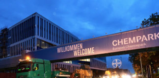 Chempark leverkusen Schwergewichte für die Stromversorgung